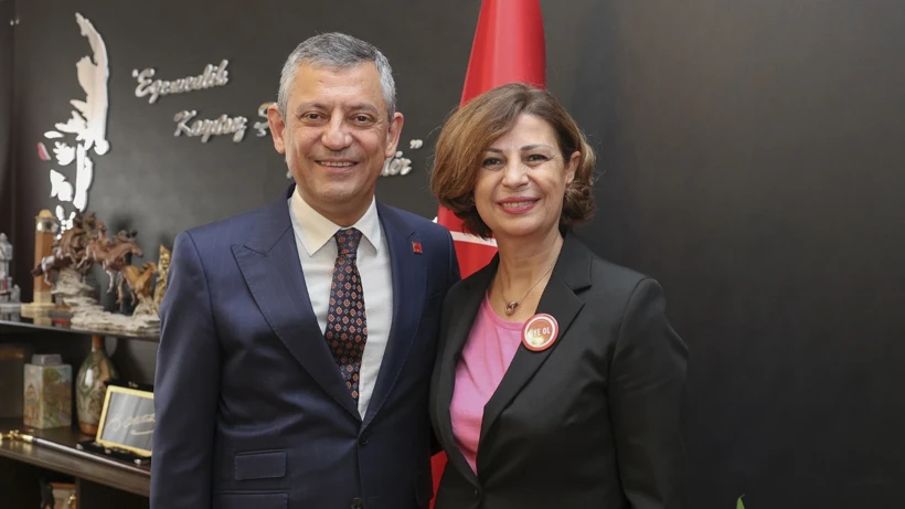 Eskişehir Büyükşehir Belediye Başkanı Ayşe Ünlüce, CHP üyeliğinden istifa ettiğini